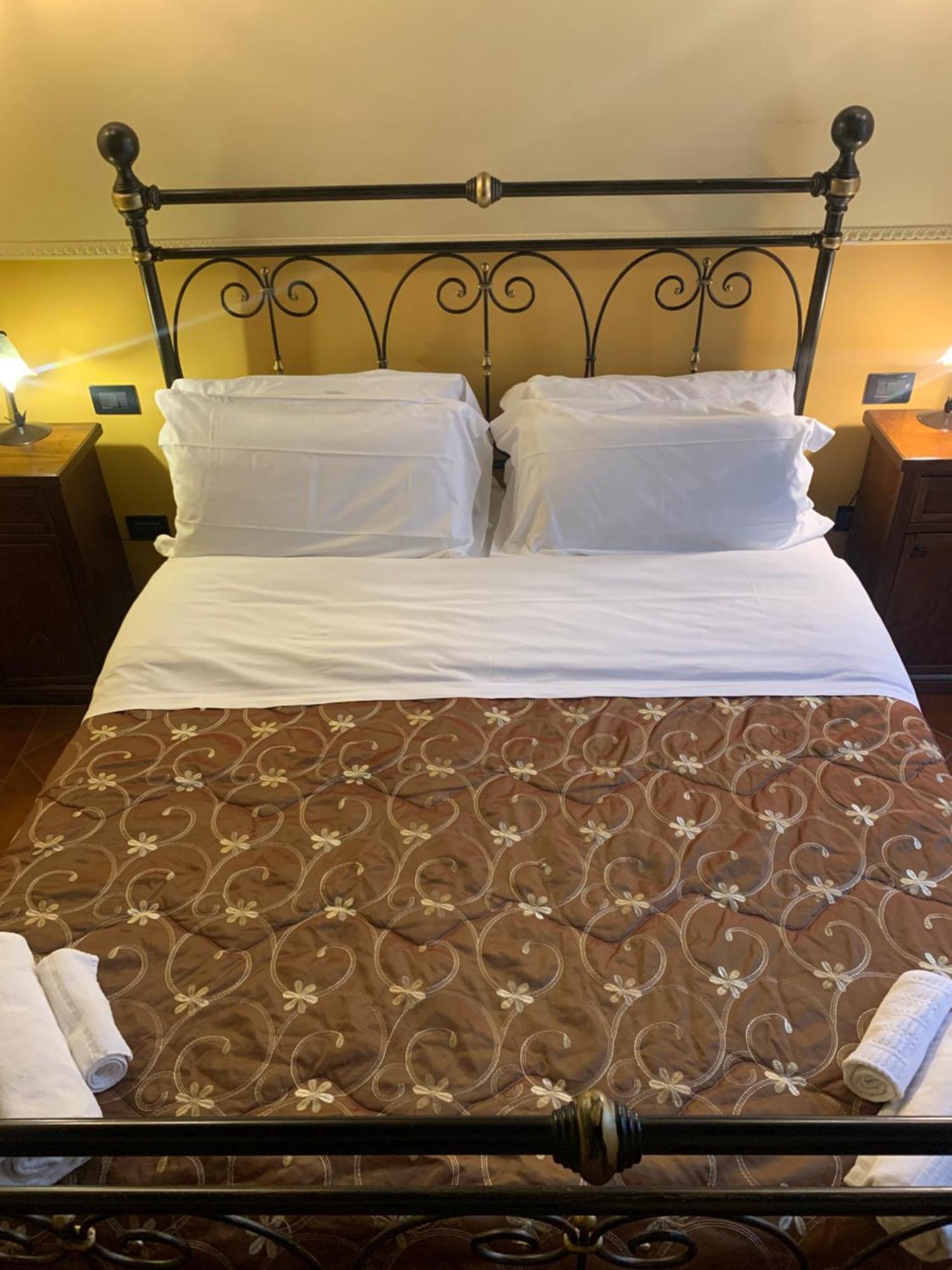 Hotel Pignatelli Napoli Zewnętrze zdjęcie
